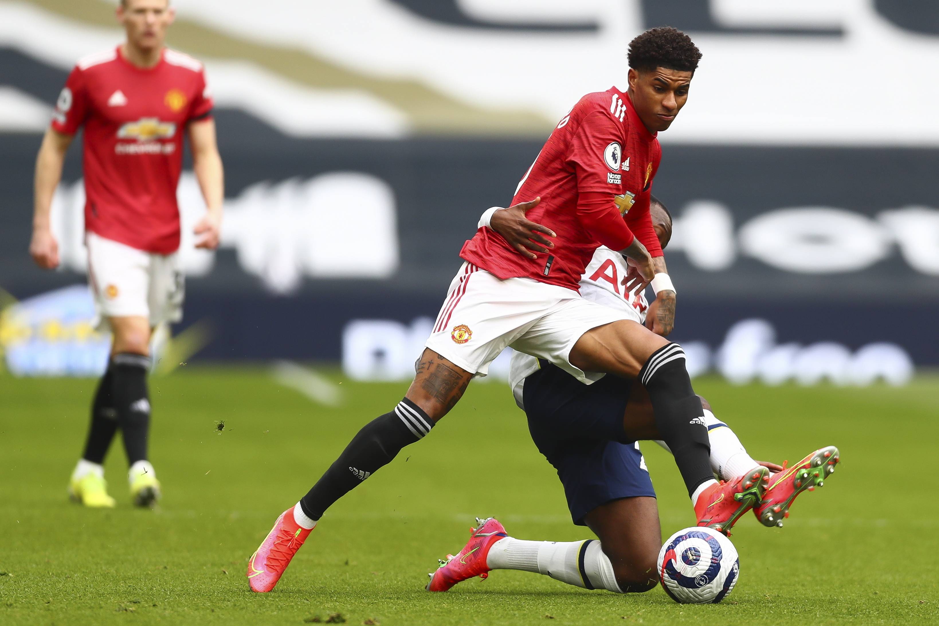 这里的足球 这里的足球